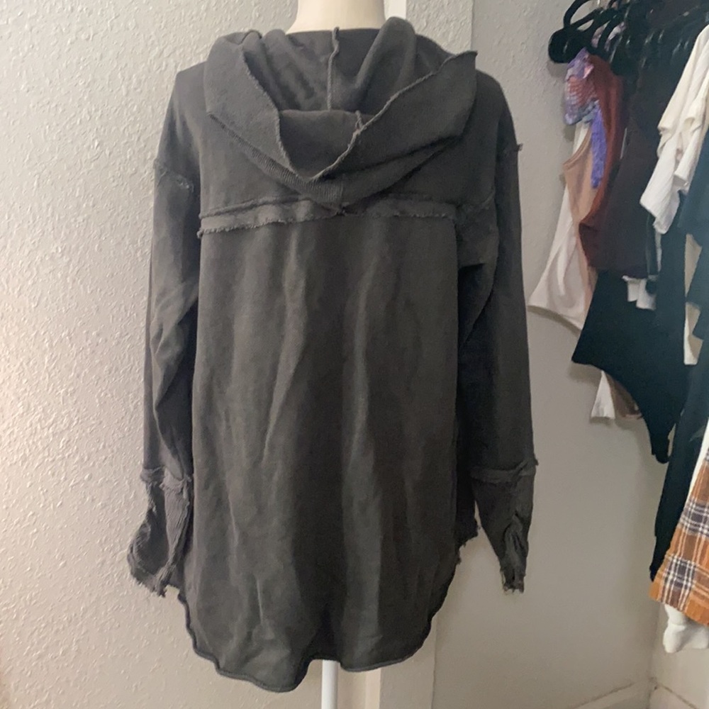 Bobeau Mixed Media Ruched Hooded Cardigan - Picture 6 of 14